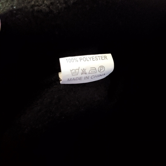 Black Hoodie with Cat Graphic and Fleece Texture With Ears On The Hood XL - Picture 5 of 5